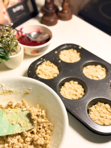 Raspberry Crumble Bars Recipe